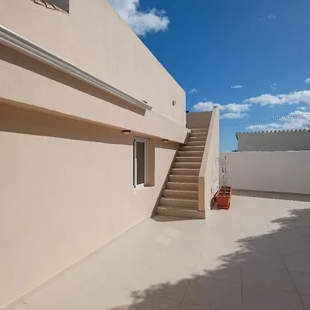 Spacious That Has It All! Villa