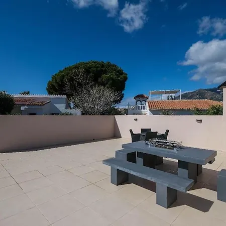 Spacious That Has It All! Villa *